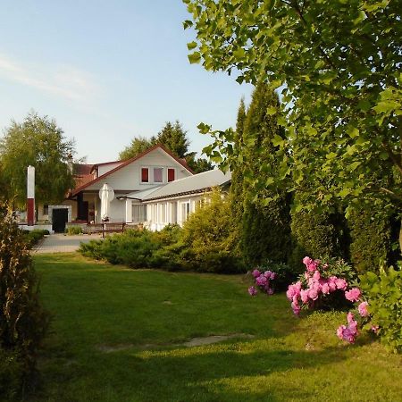 منزل الضيف Nałęczów  في Gosciniec W Sadurkach المظهر الخارجي الصورة